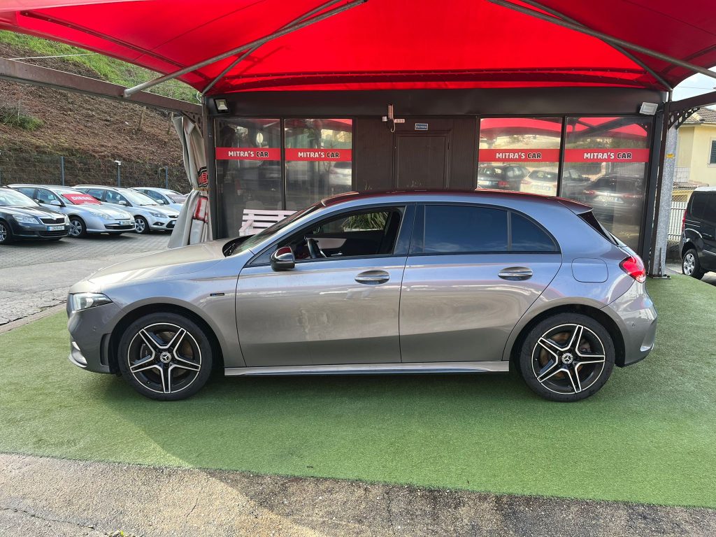 Mercedes A 250 Hybrid | Full Extras