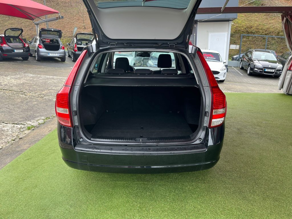 KIA Ceed SW | 1.6 CRDI | POUCOS KM's