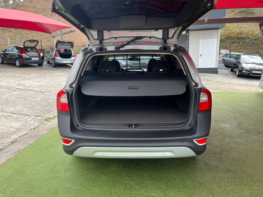 Volvo XC70 Cross Country | 2.4 Diesel