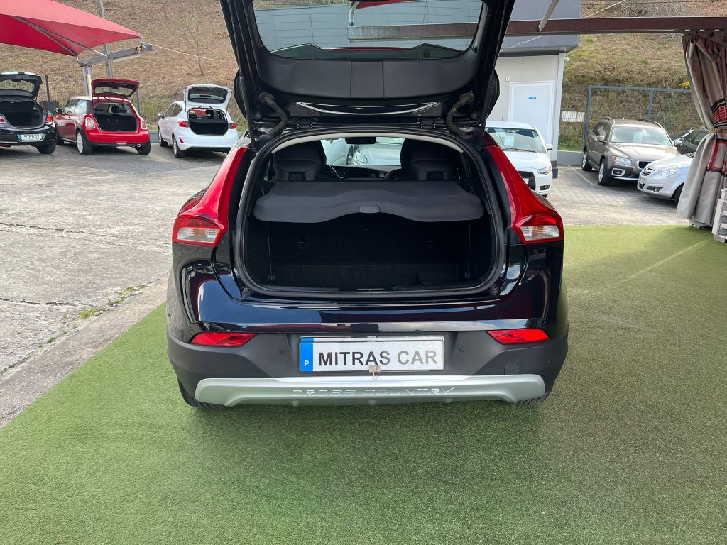 Volvo V40 | 1.6 D | POUCOS KM's