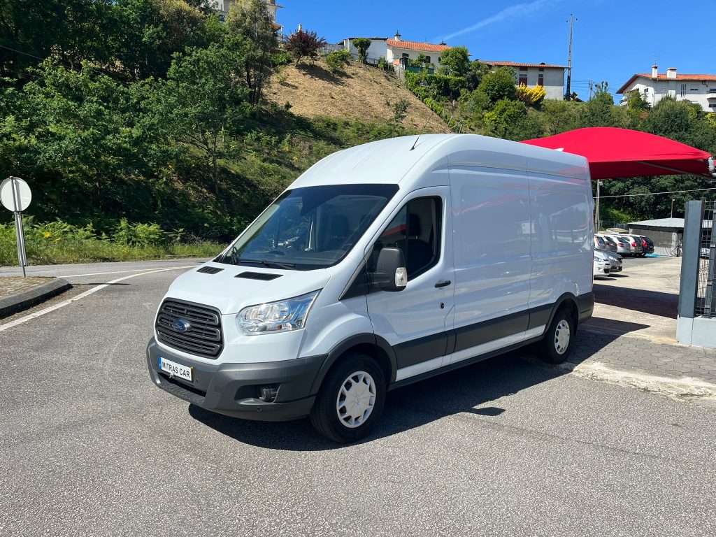 Ford Transit | 2.0 Diesel | 3 Lug. | POUCOS KM's