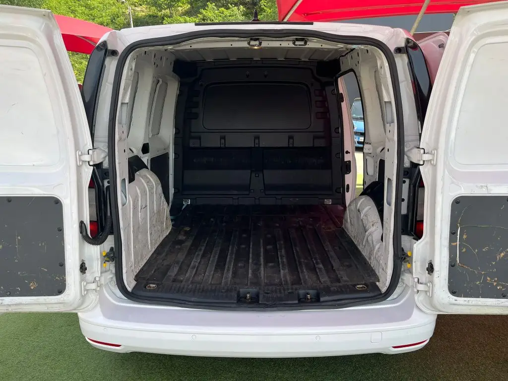 VW Caddy | 2.0 TDI | GPS