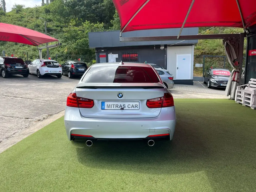 BMW | 330 d | Cx. Aut. | NACIONAL 🇵🇹