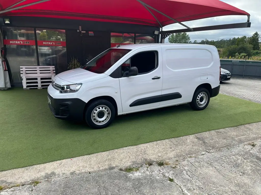 Citroen Berlingo Maxi | 1.5 HDI | SEMINOVA | APENAS 26.000 KM's