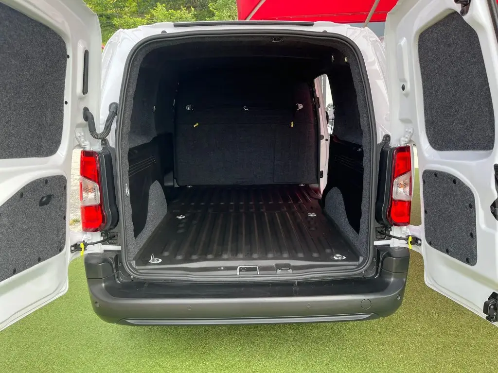 Citroen Berlingo Maxi | 1.5 HDI | SEMINOVA | APENAS 26.000 KM's
