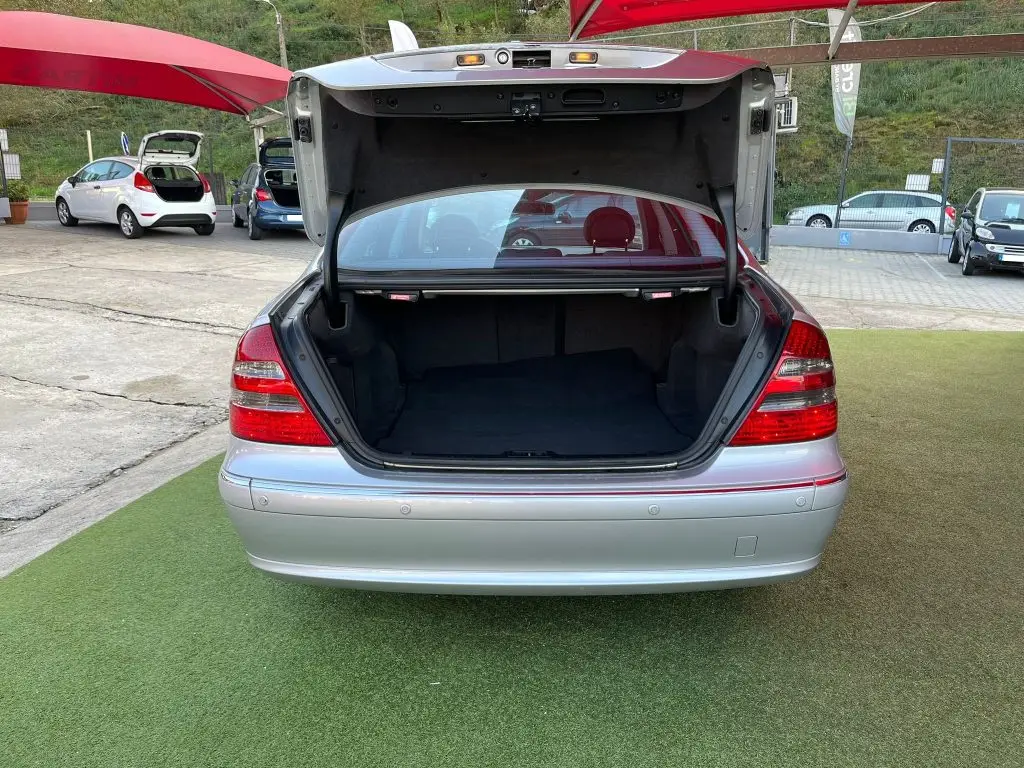 Mercedes E 270 CDI | 2.7 Diesel | Cx. Aut.