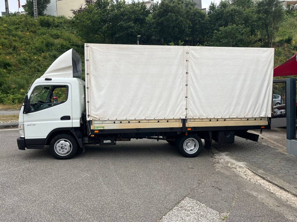 Mitsubishi Fuso Canter | 3.0 Diesel | 3 Lug.