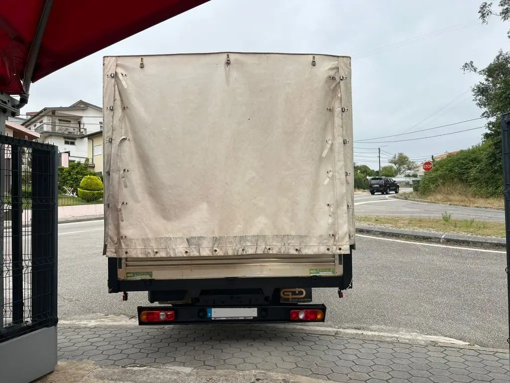 Mitsubishi Fuso Canter | 3.0 Diesel | 3 Lug.