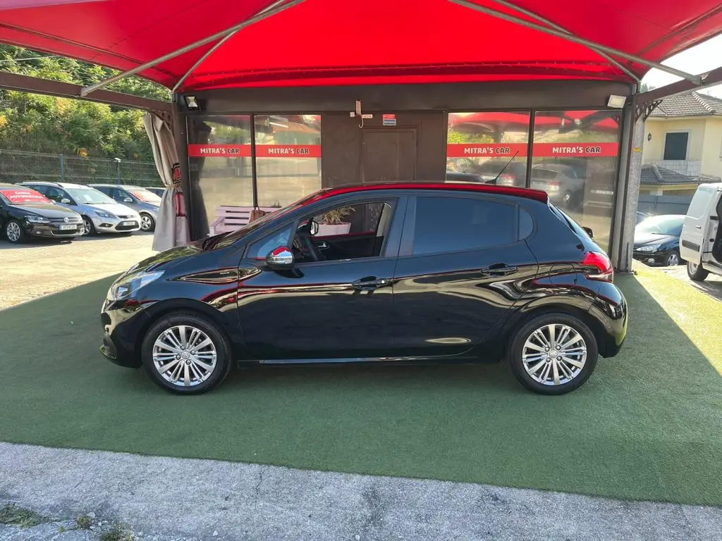 Peugeot 208 | 1.2 | Full Extras