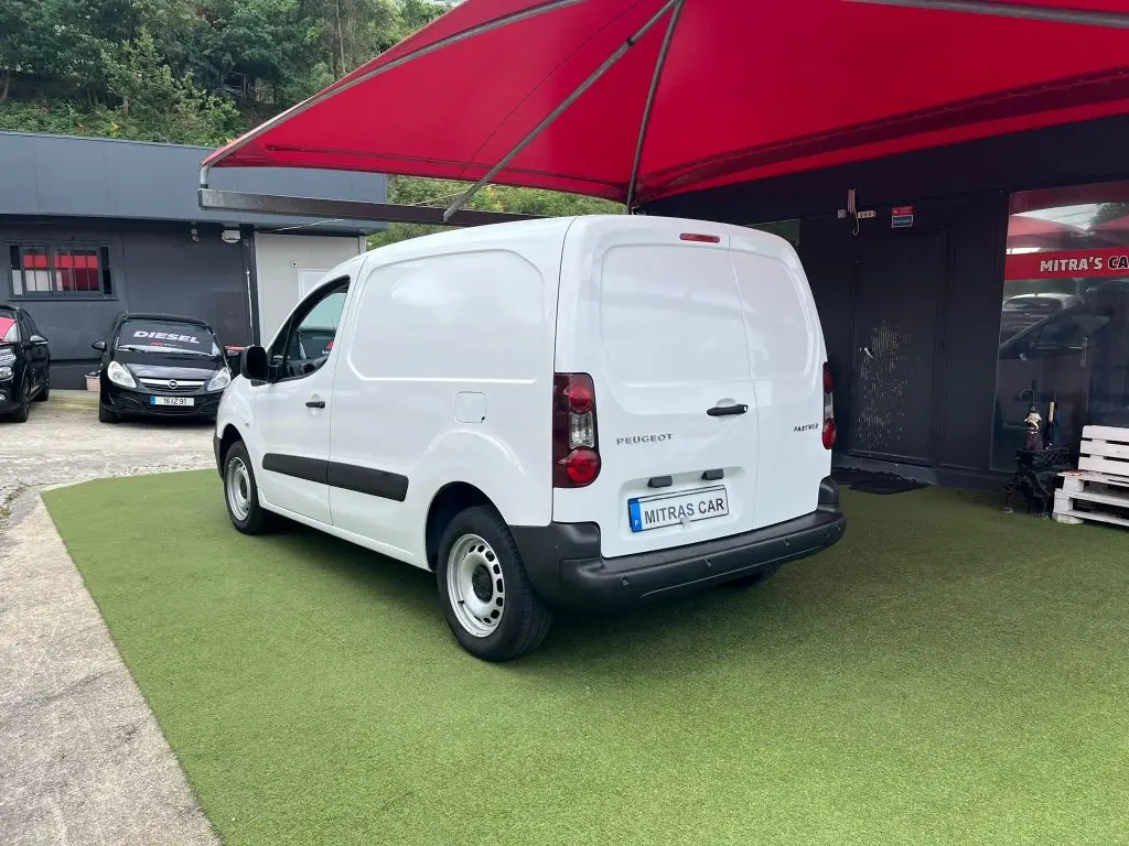Peugeot Partner | 1.6 HDI | 3 Lug. | POUCOS KM's
