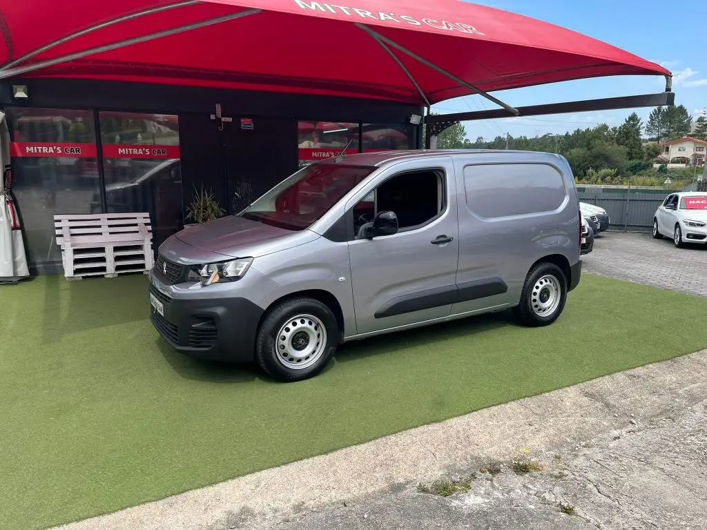 Peugeot e-Partner | 136 CV | Elétrica