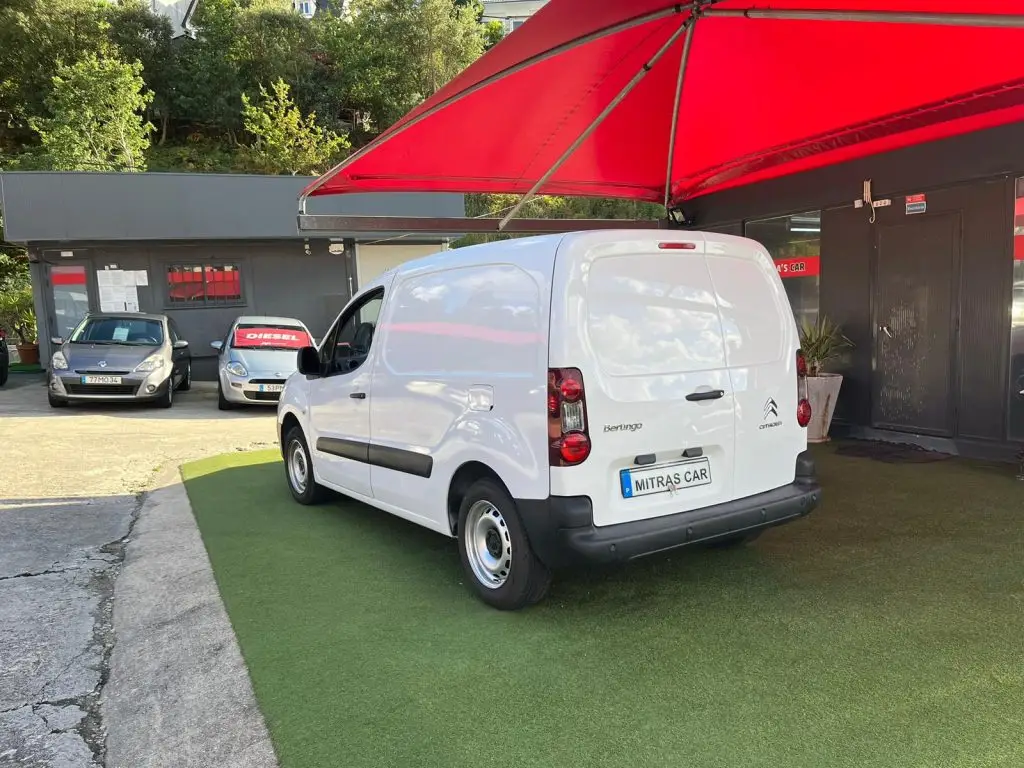 Citroen Berlingo | 1.6 HDI | 3 Lug. | GPS