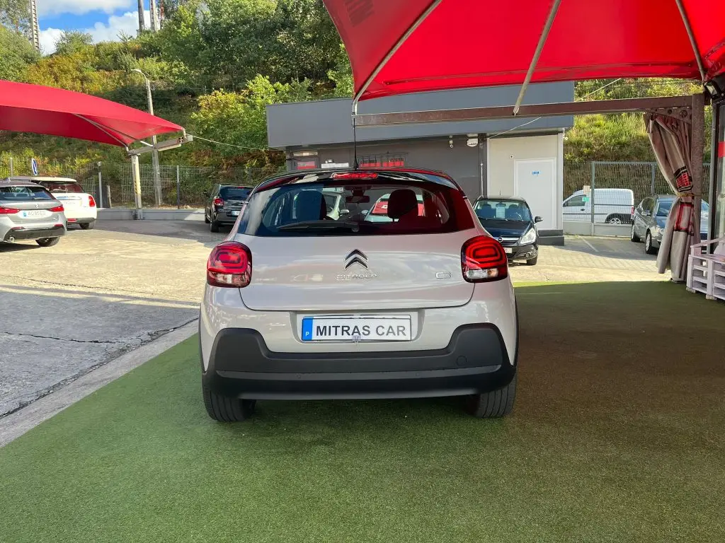 Citroen C3 | 1.2 | POUCOS KM's