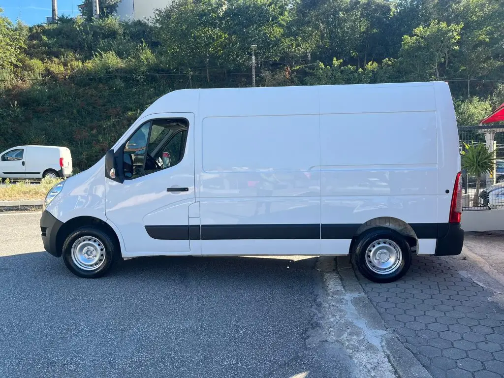 Renault Master | 2.3 DCI | 130 CV | 3 Lug.