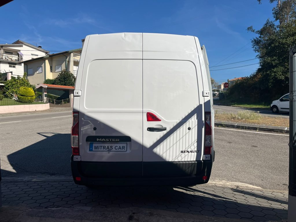 Renault Master | 2.3 DCI | 130 CV | 3 Lug.