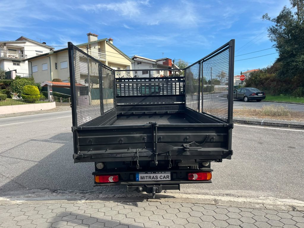 Renault Maxity | 2.5 Diesel | Cx. Aberta Basculante | 3 Lug.